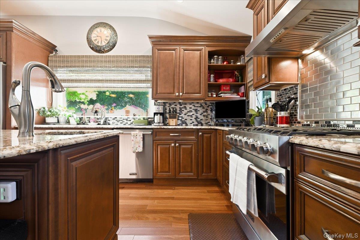 151 New York Avenue Property Photo 17