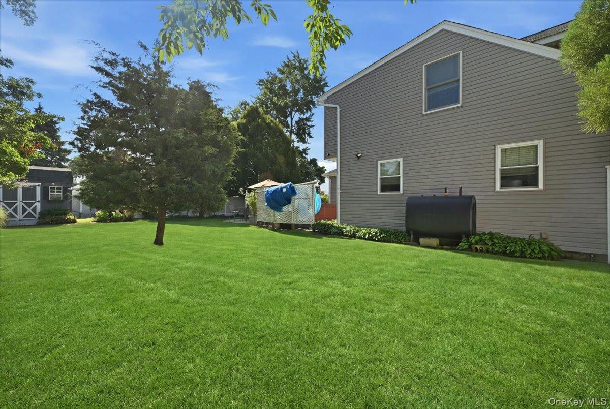 151 New York Avenue Property Photo 33