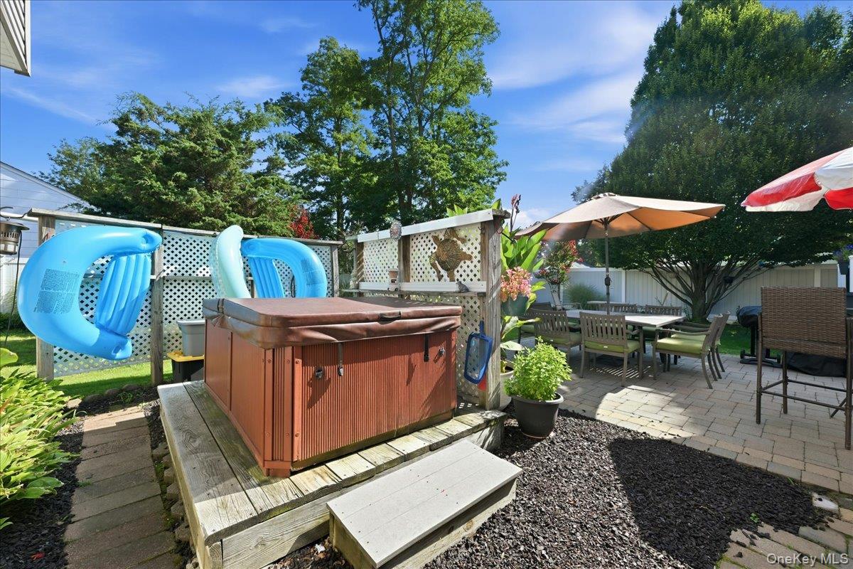 151 New York Avenue Property Photo 36