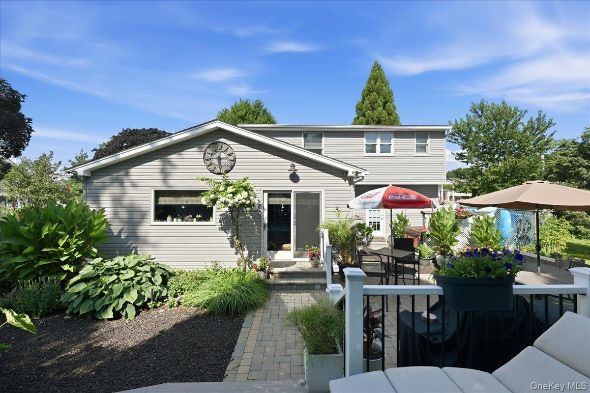 151 New York Avenue Property Photo 43