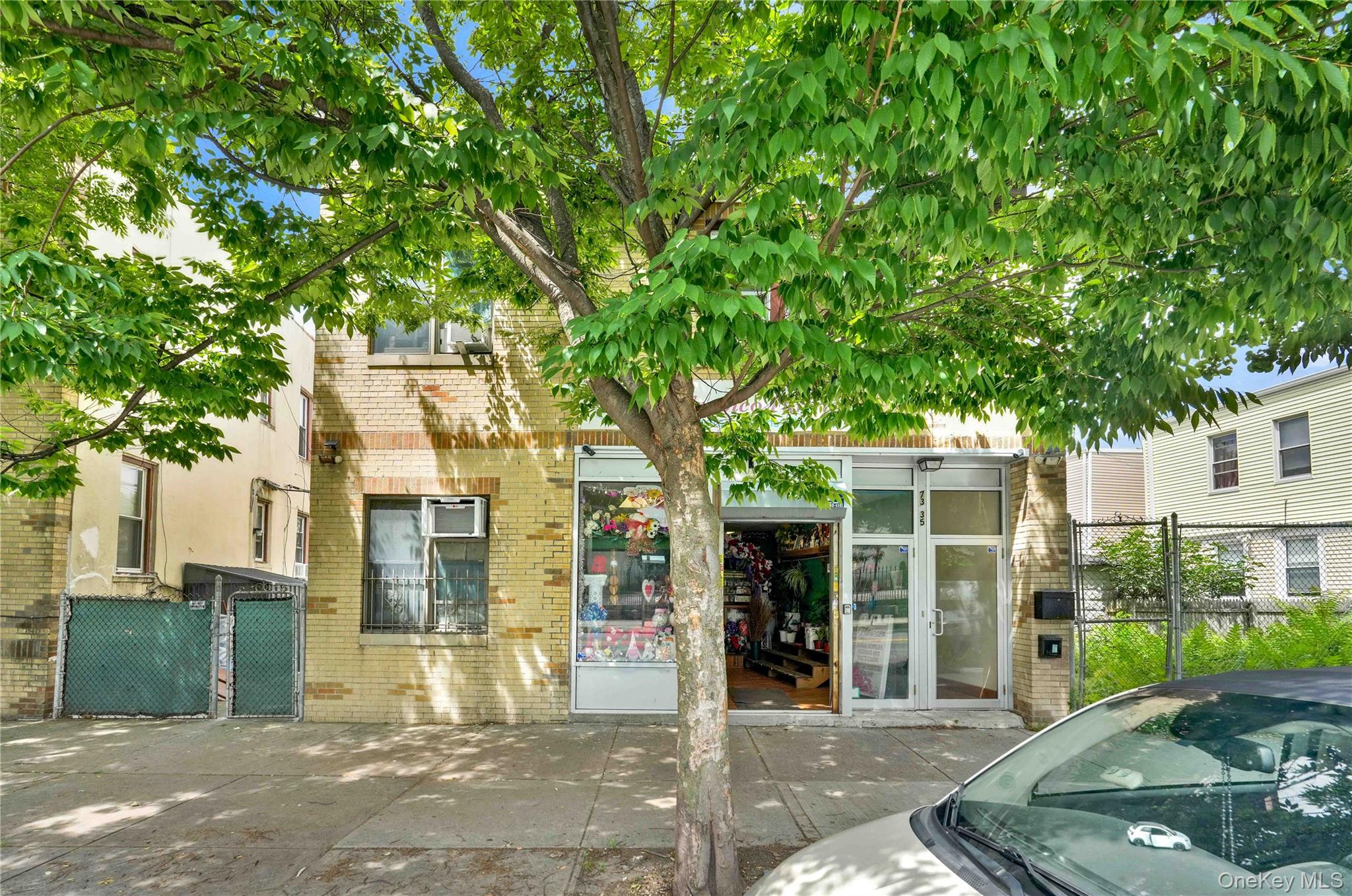 73-35 Myrtle Avenue Property Photo 2