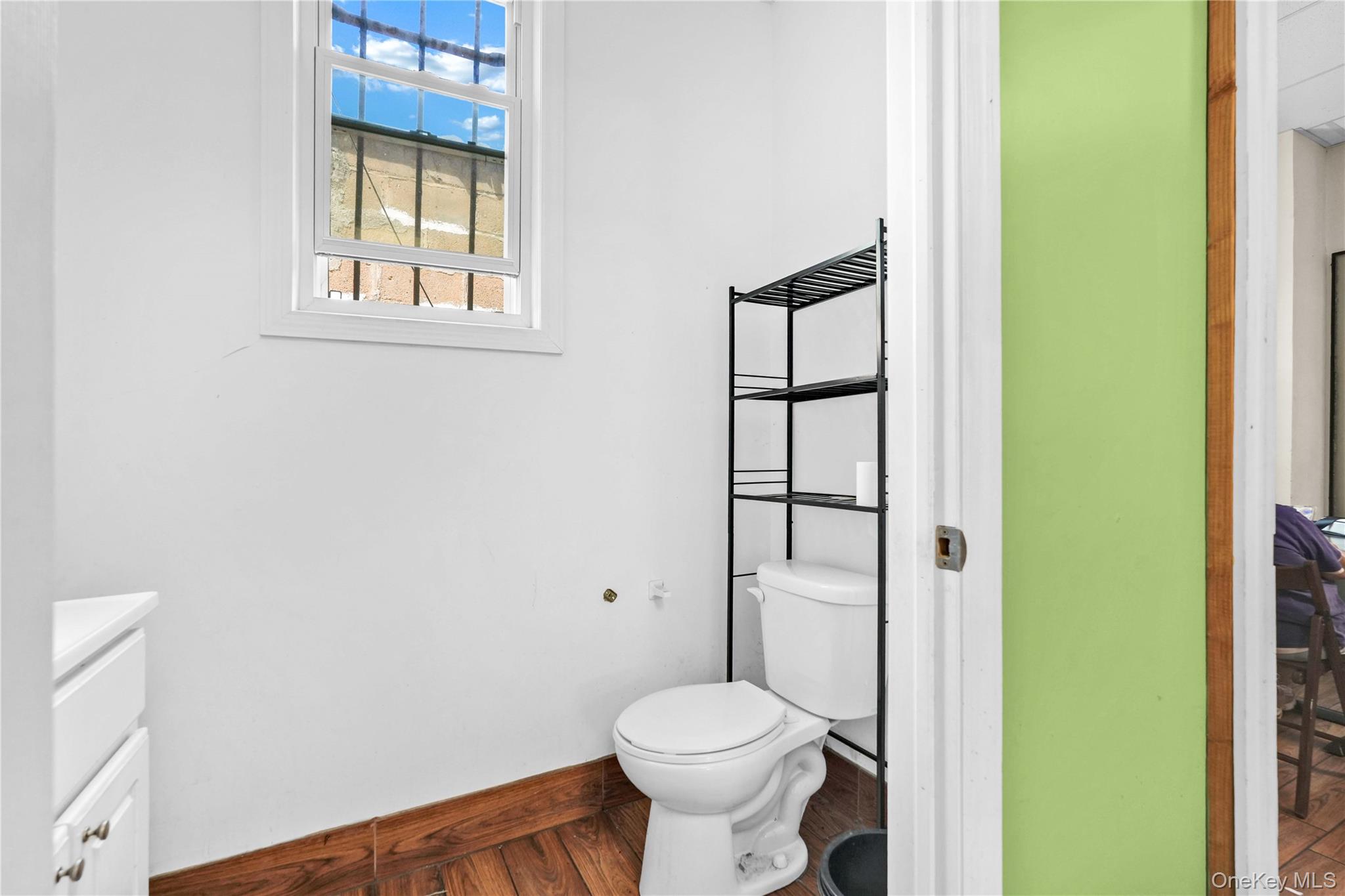 73-35 Myrtle Avenue Property Photo 8