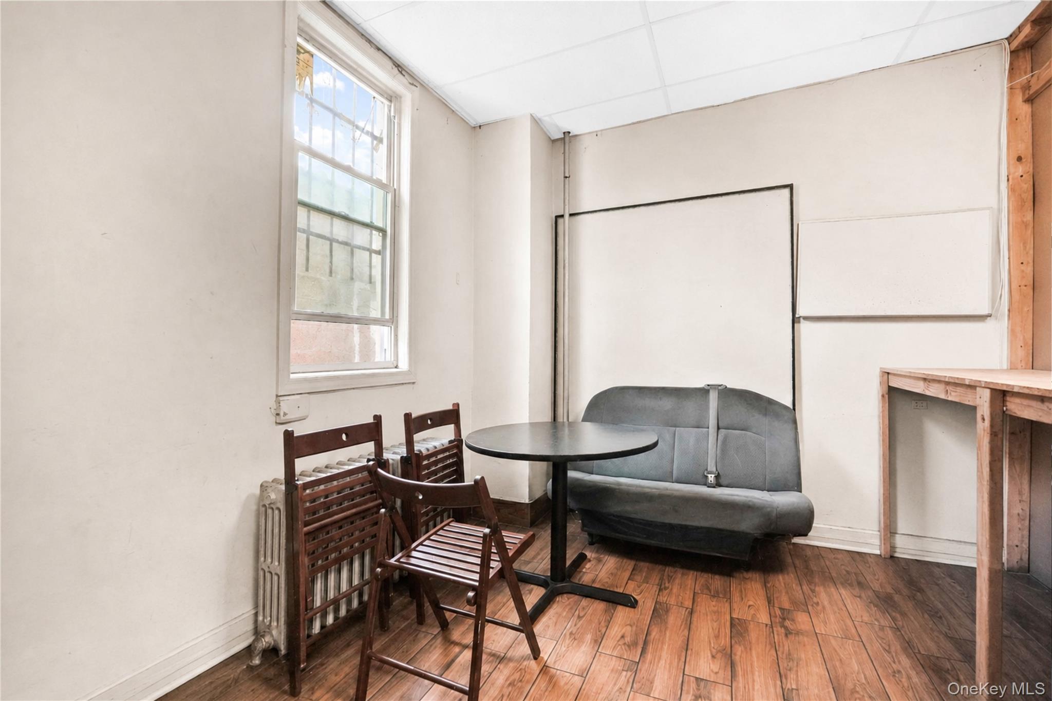 73-35 Myrtle Avenue Property Photo 9