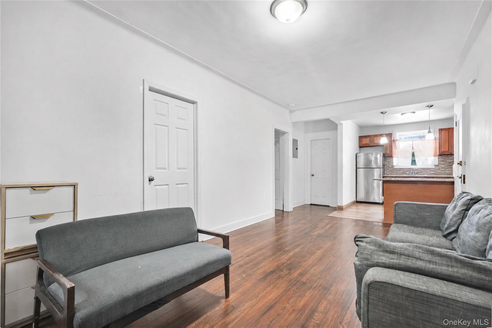 73-35 Myrtle Avenue Property Photo 13
