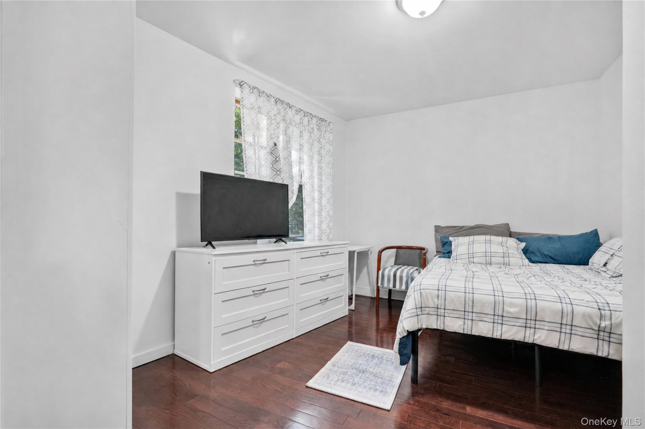 73-35 Myrtle Avenue Property Photo 18