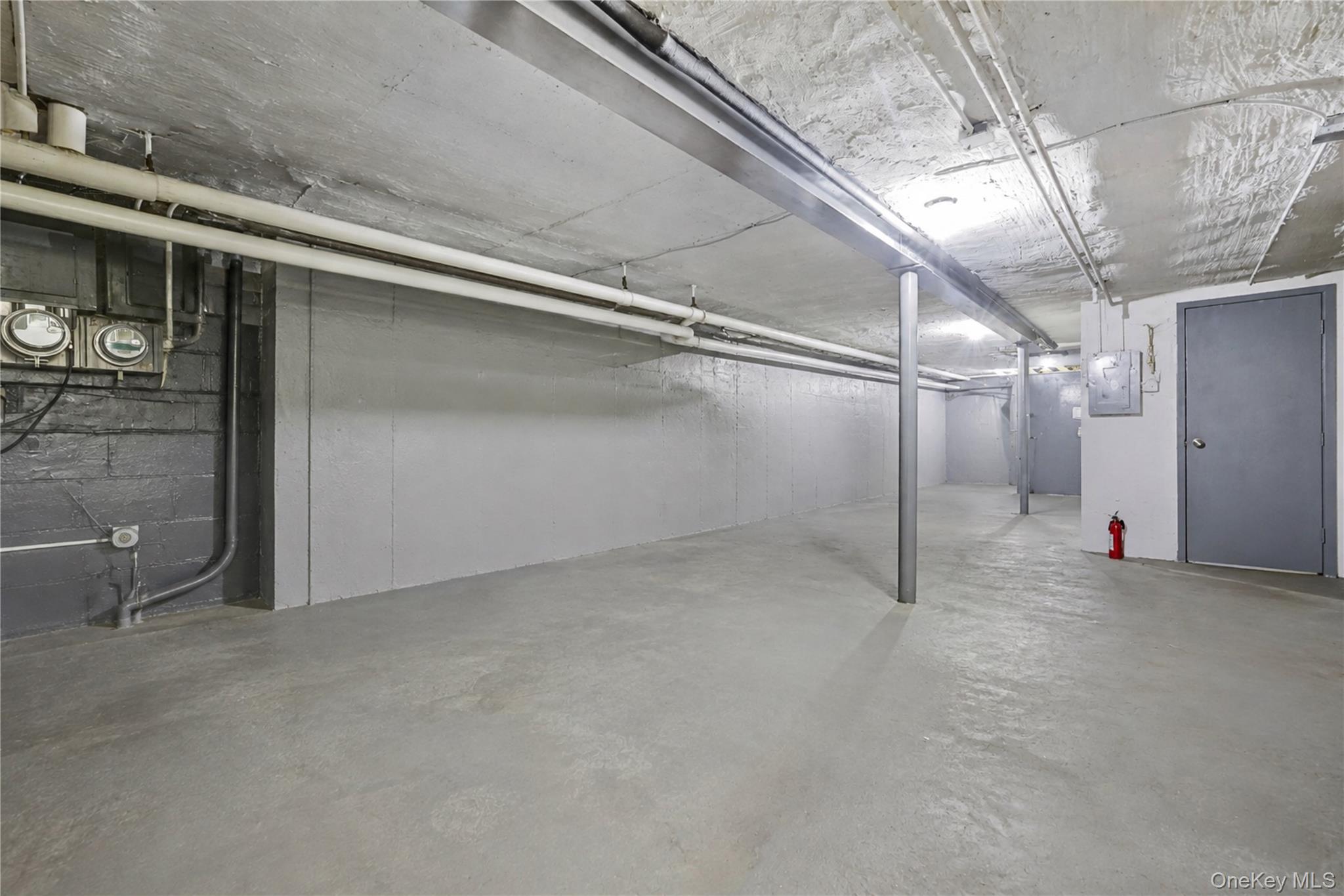 73-35 Myrtle Avenue Property Photo 19