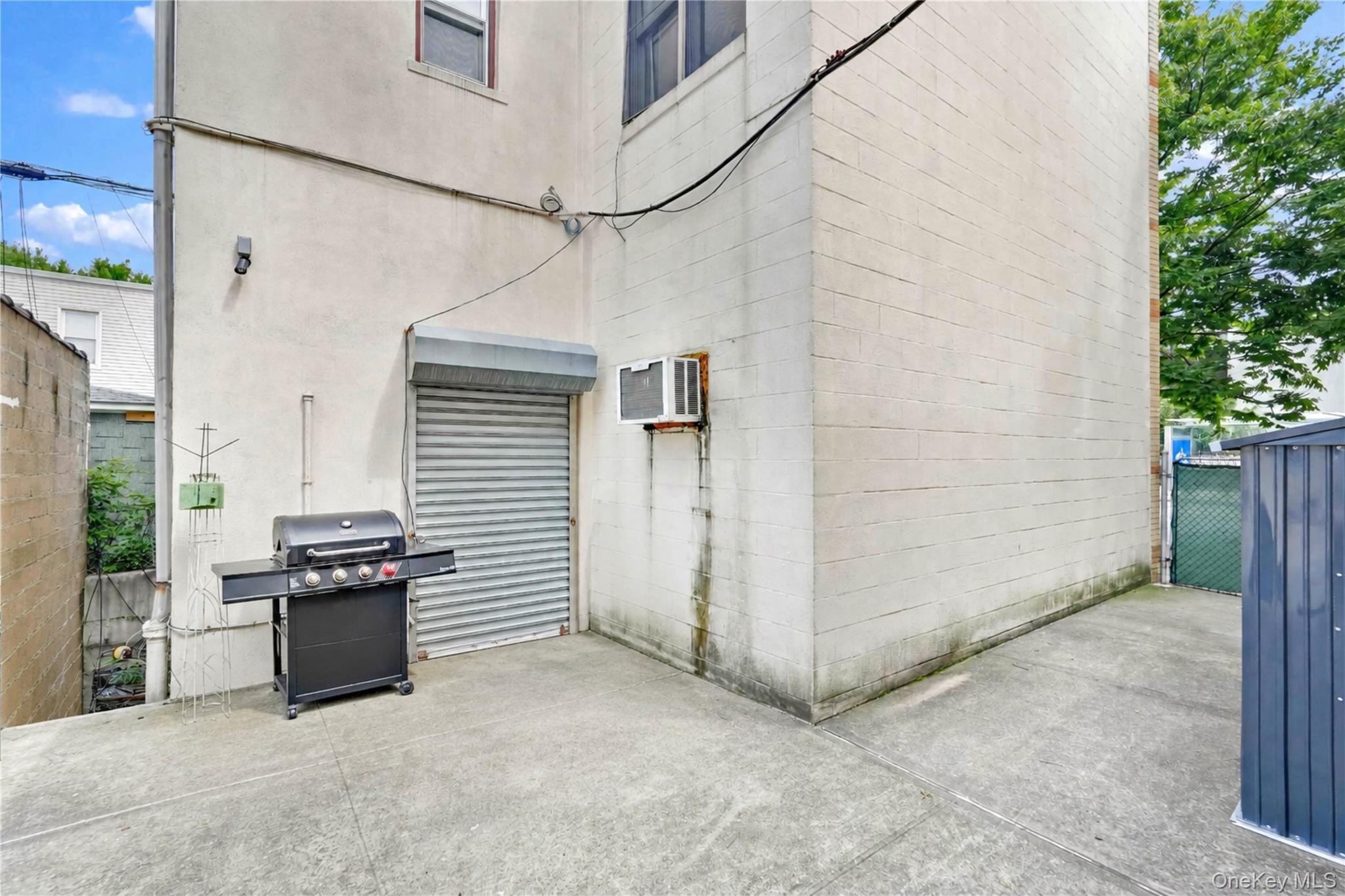 73-35 Myrtle Avenue Property Photo 22