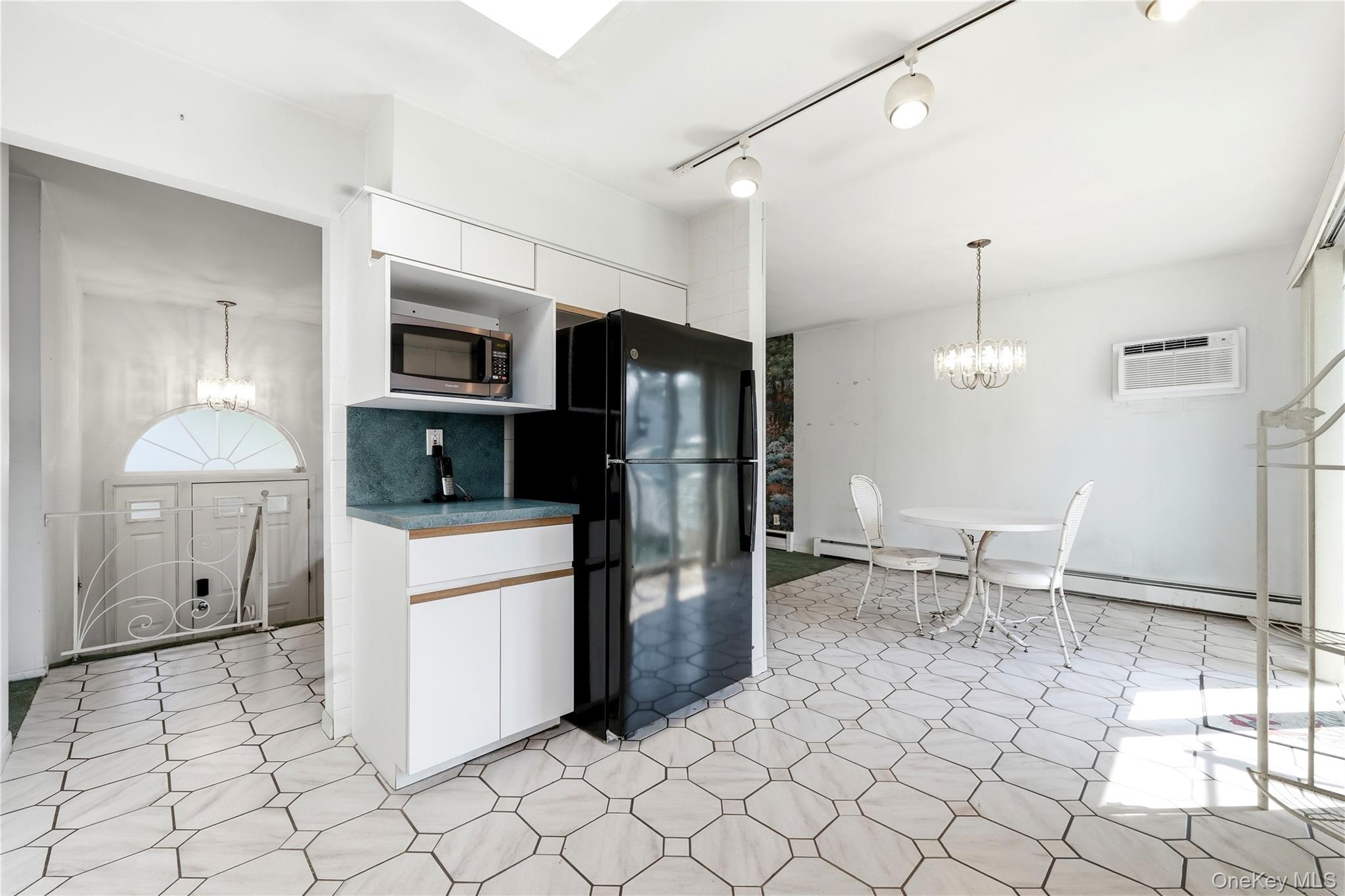 835 7th Street Property Photo 10