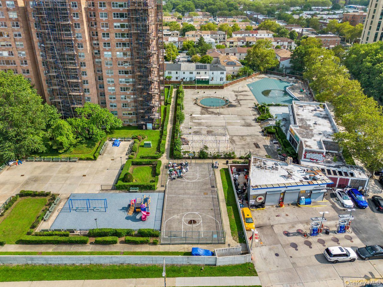 61-20 Grand Central Parkway A1508 Property Photo 3