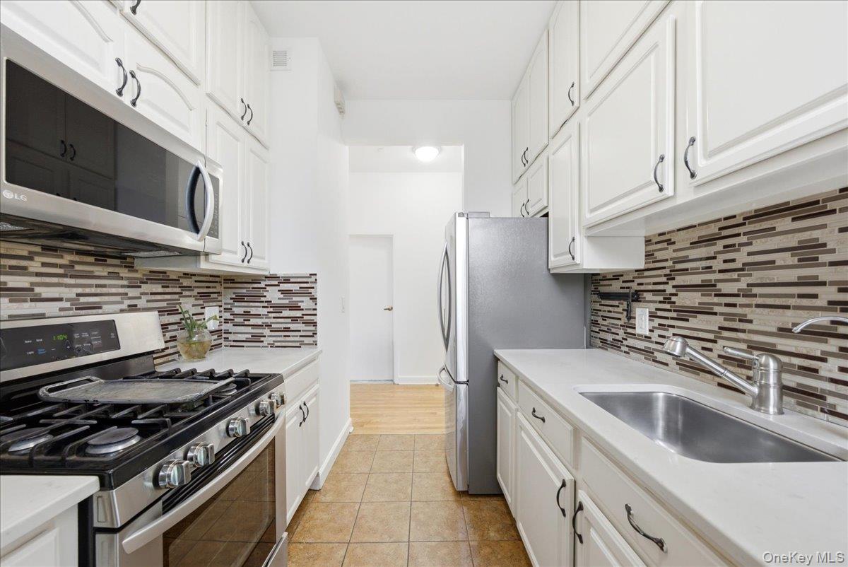 51 W 106th Street 5d Property Photo 13
