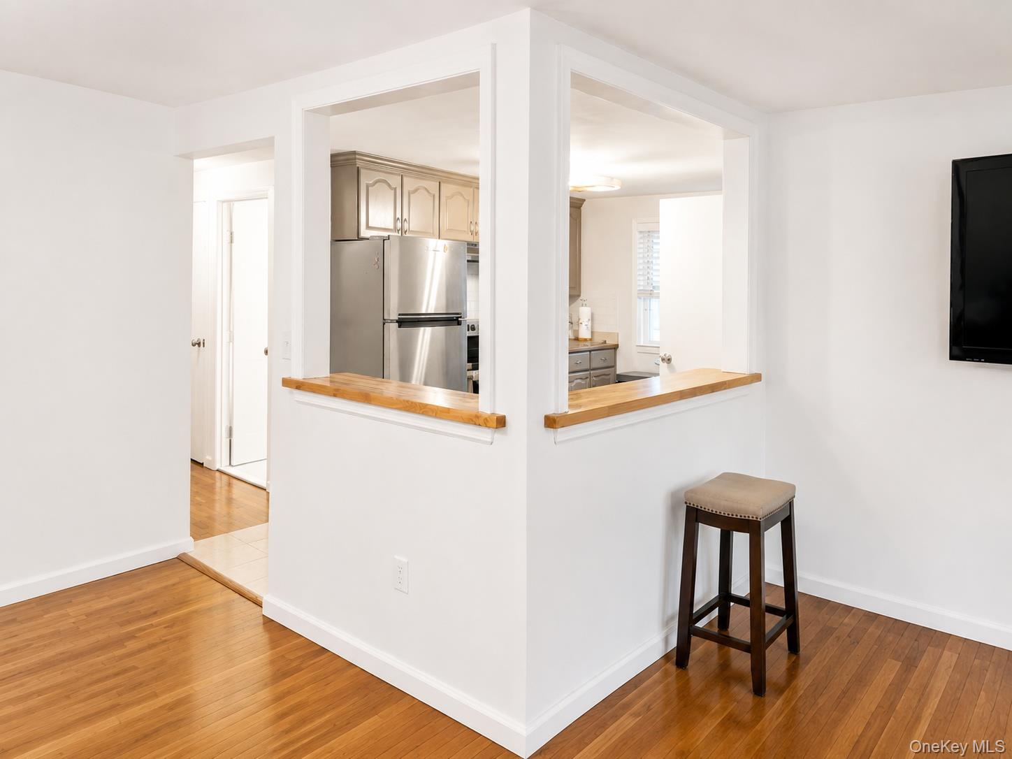 100 Lee Avenue 2nd Flr Property Photo 8
