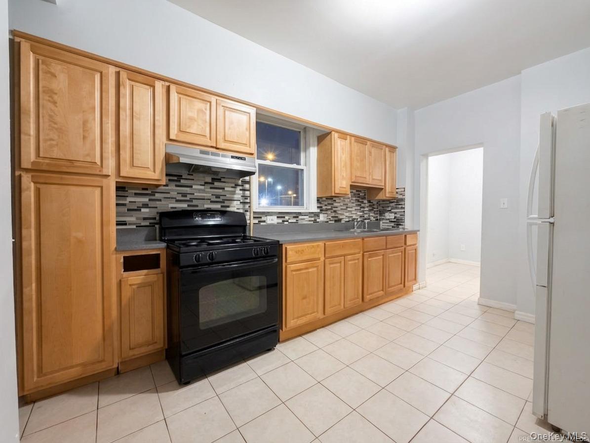 4451 Matilda Avenue Property Photo 2