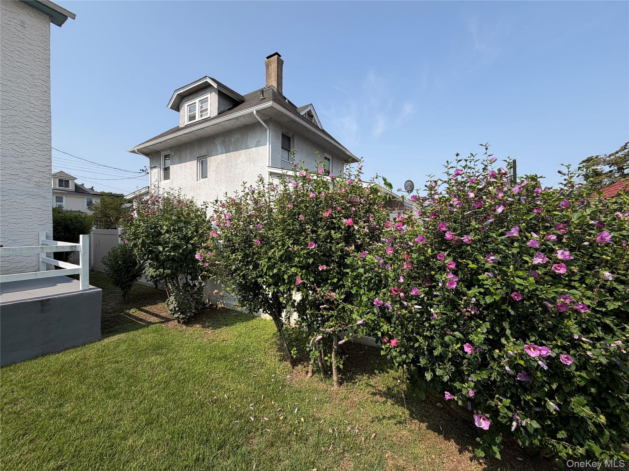 22015 101st Avenue Property Photo 5