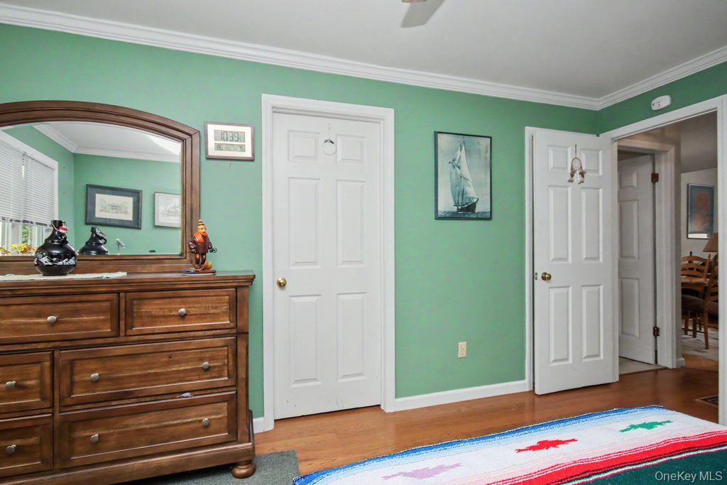 137 Fields Lane Property Photo 13