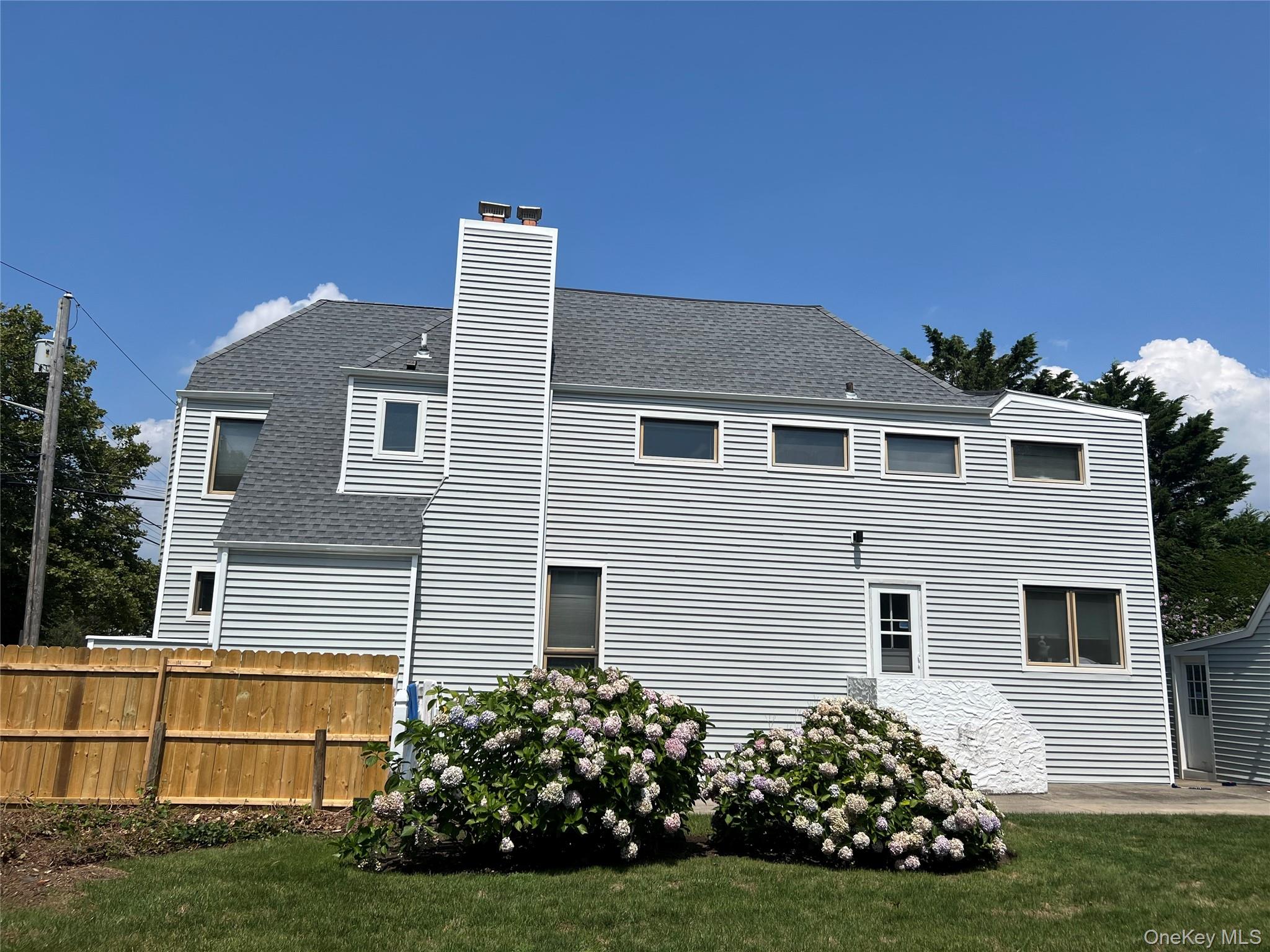 88 Erie Avenue Property Photo 1
