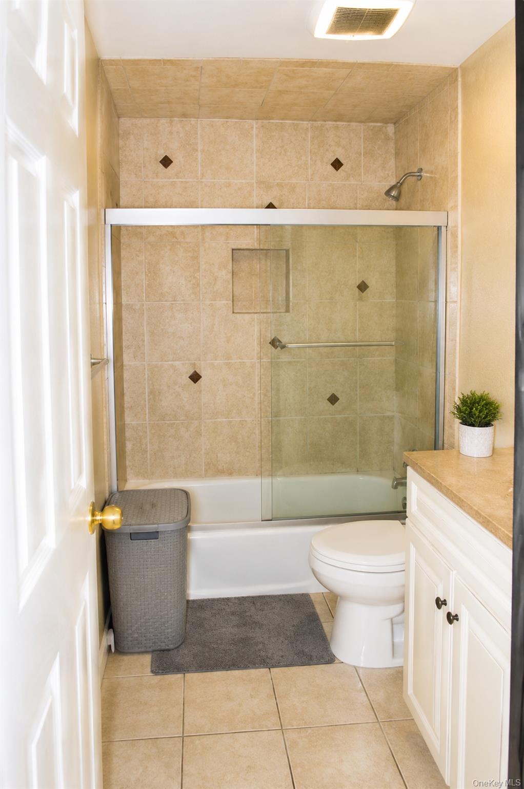 8 Rockridge Drive Property Photo 9