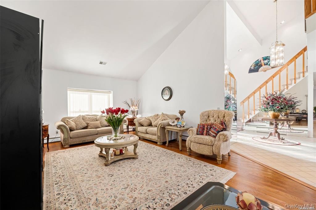 4 Jester Court Property Photo 8