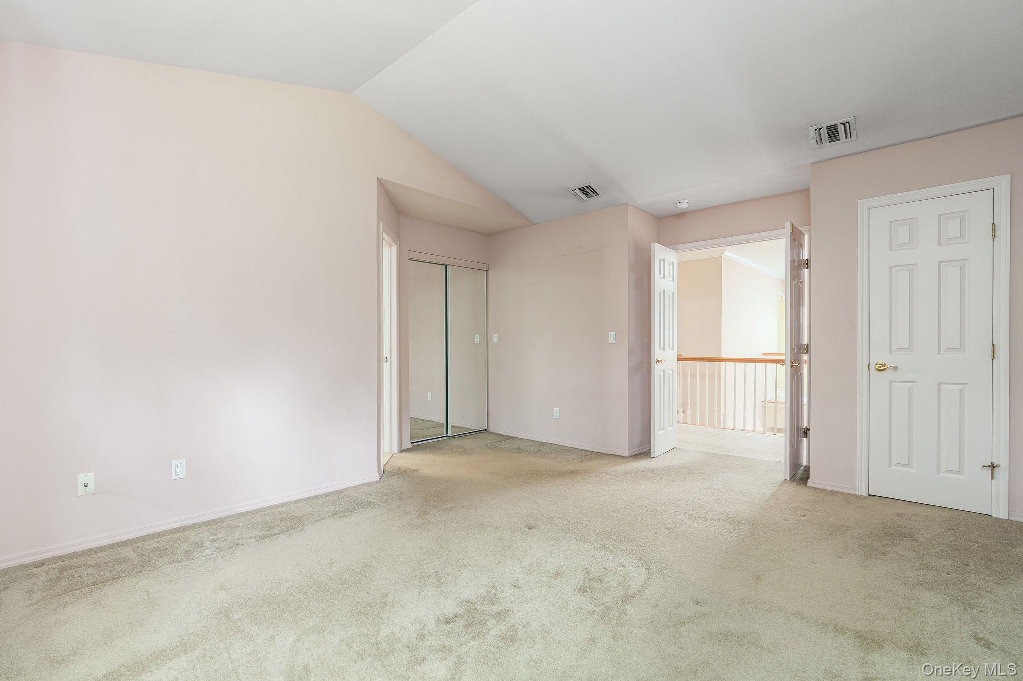 406 Willow Pond Drive Property Photo 12