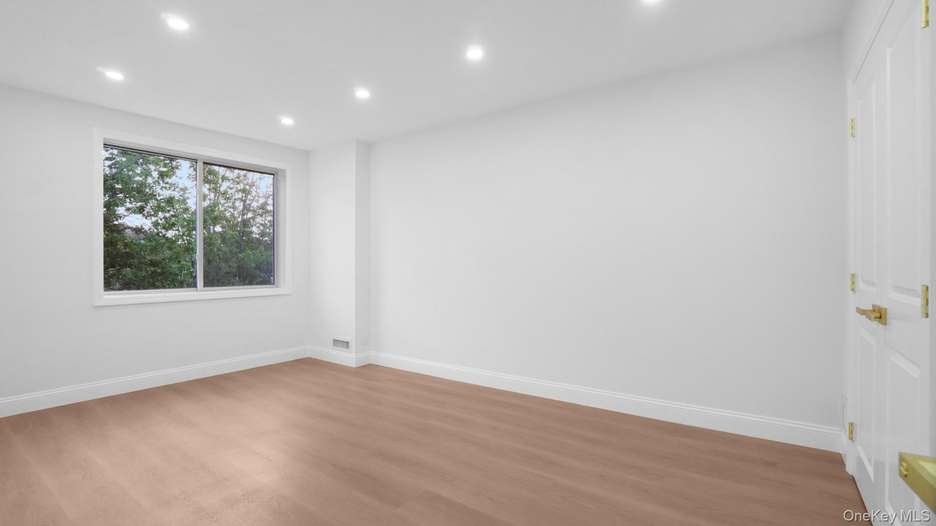 263 Quincy Avenue Property Photo 14