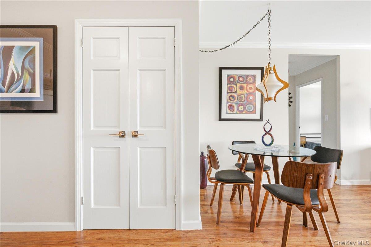 7025 Yellowstone Boulevard 8q Property Photo 11