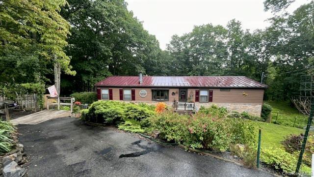231 Traverse Road Property Photo 4