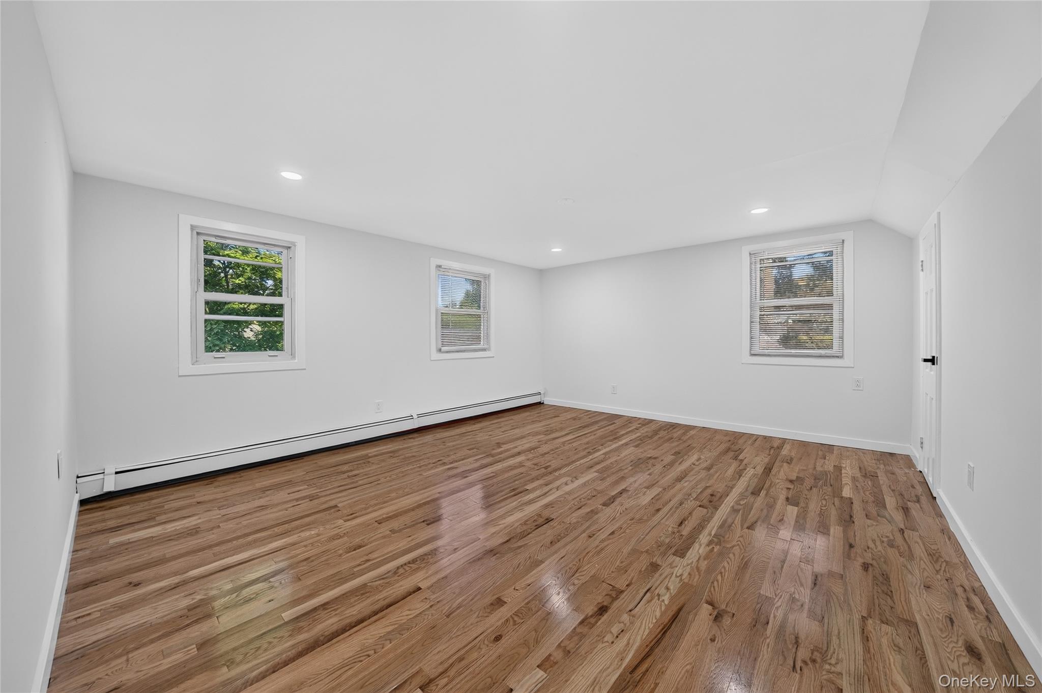 10 Field Place Property Photo 16