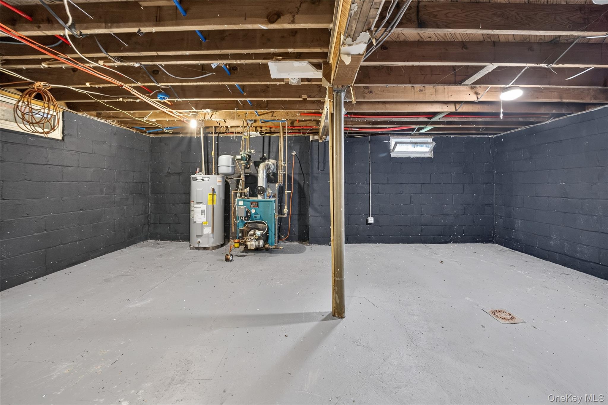 10 Field Place Property Photo 28