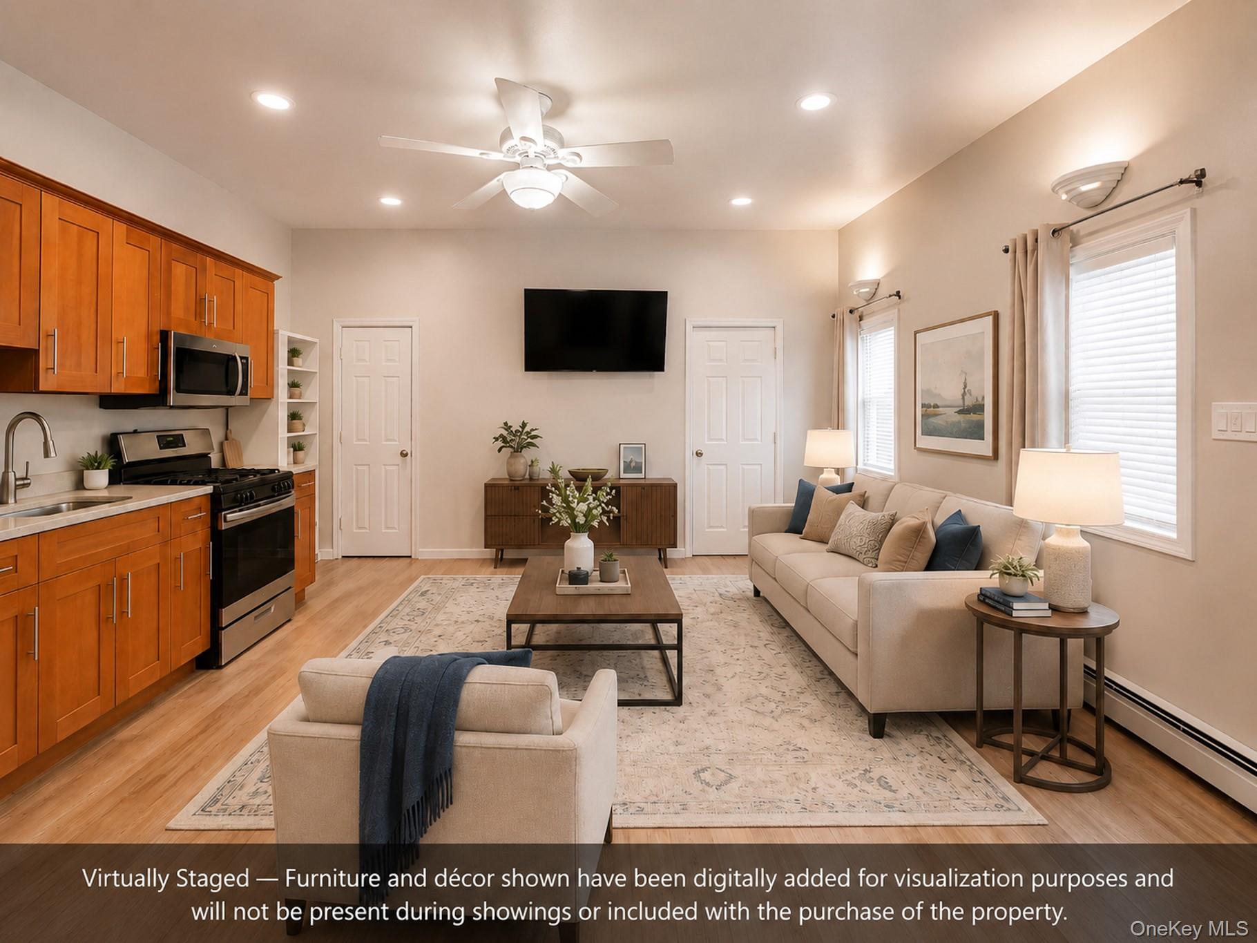 887 Pine Street Property Photo 1