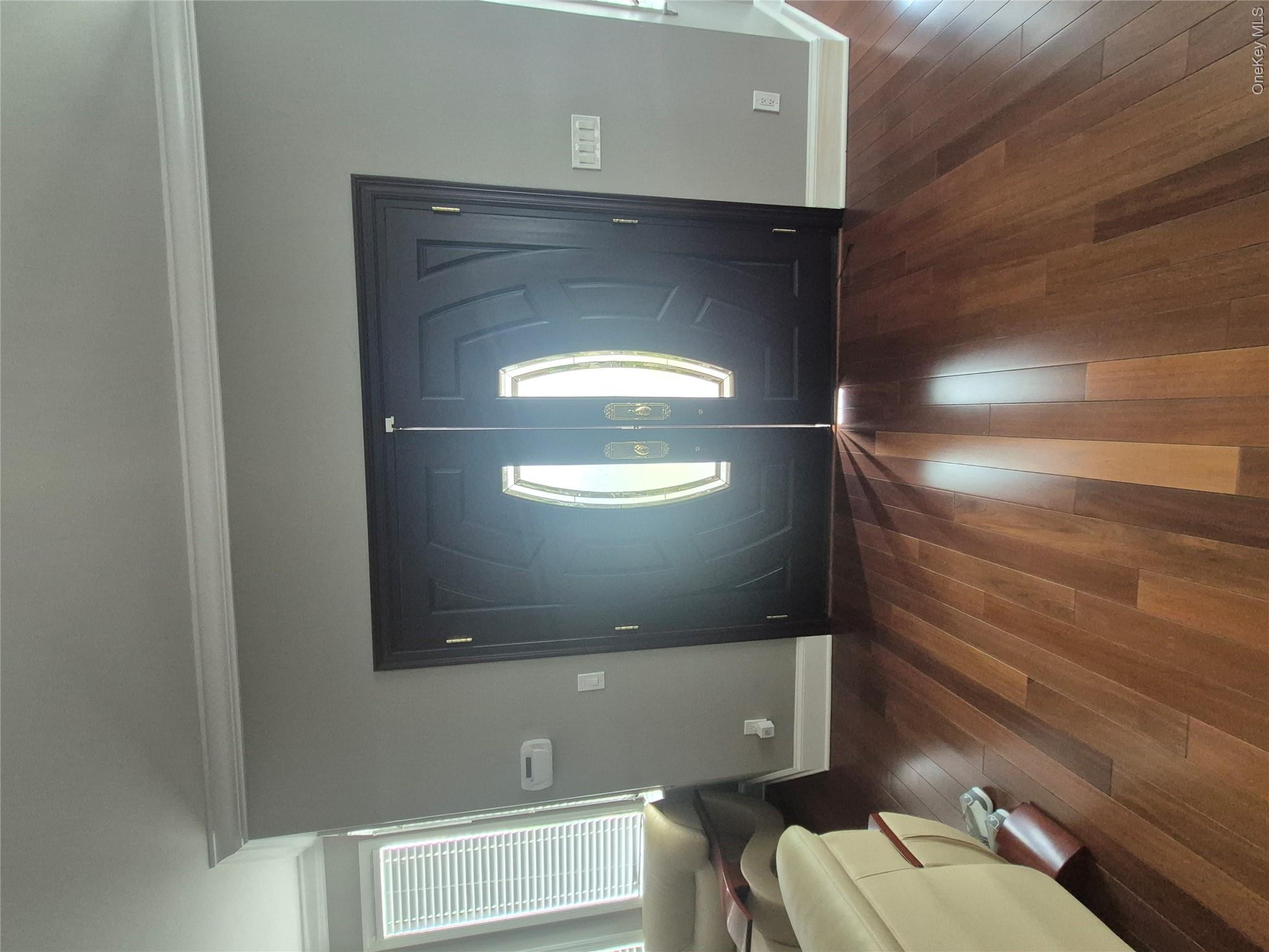 13014 221st Street Property Photo 2