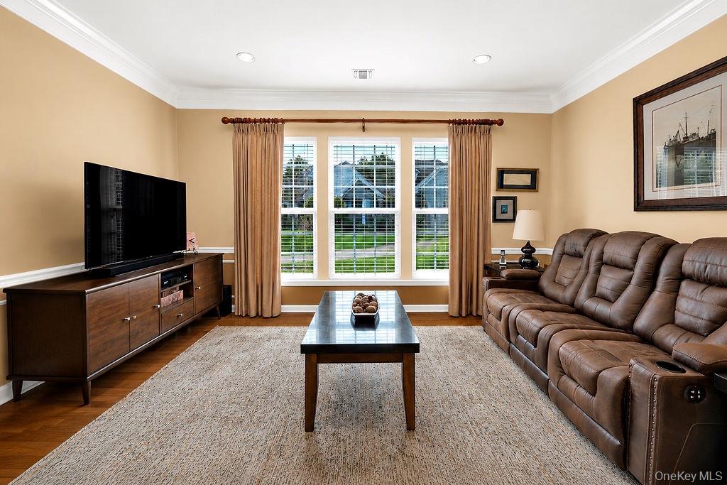 79 Samantha Circle Property Photo 7