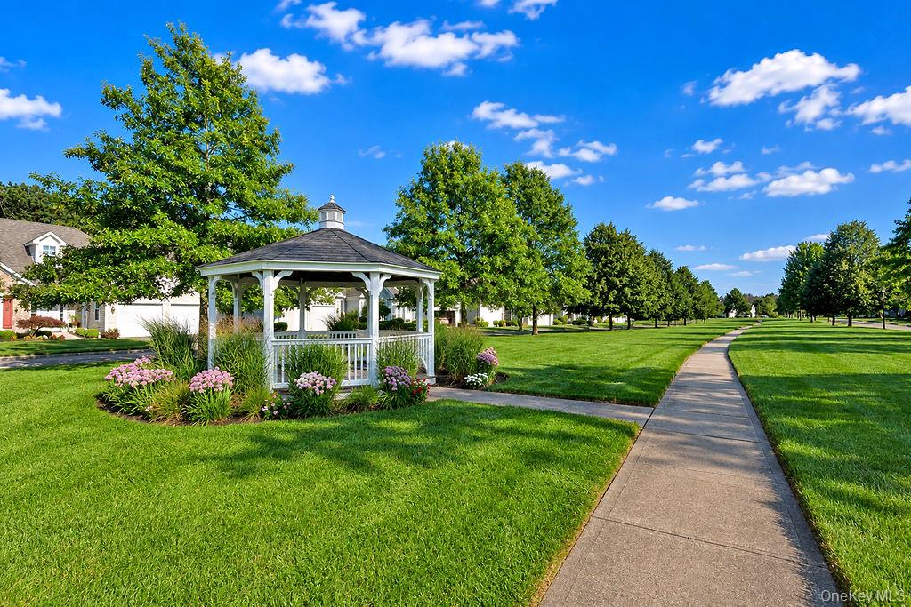 79 Samantha Circle Property Photo 28