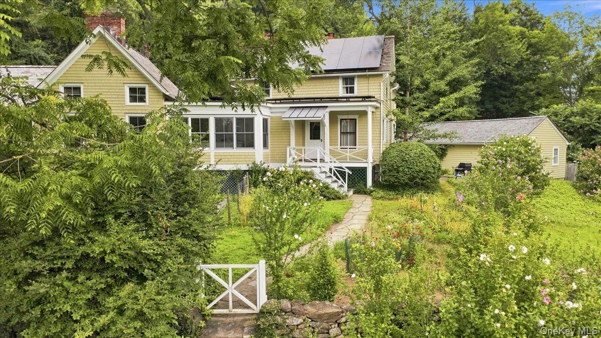 100 Whitlockville Road Property Photo 1