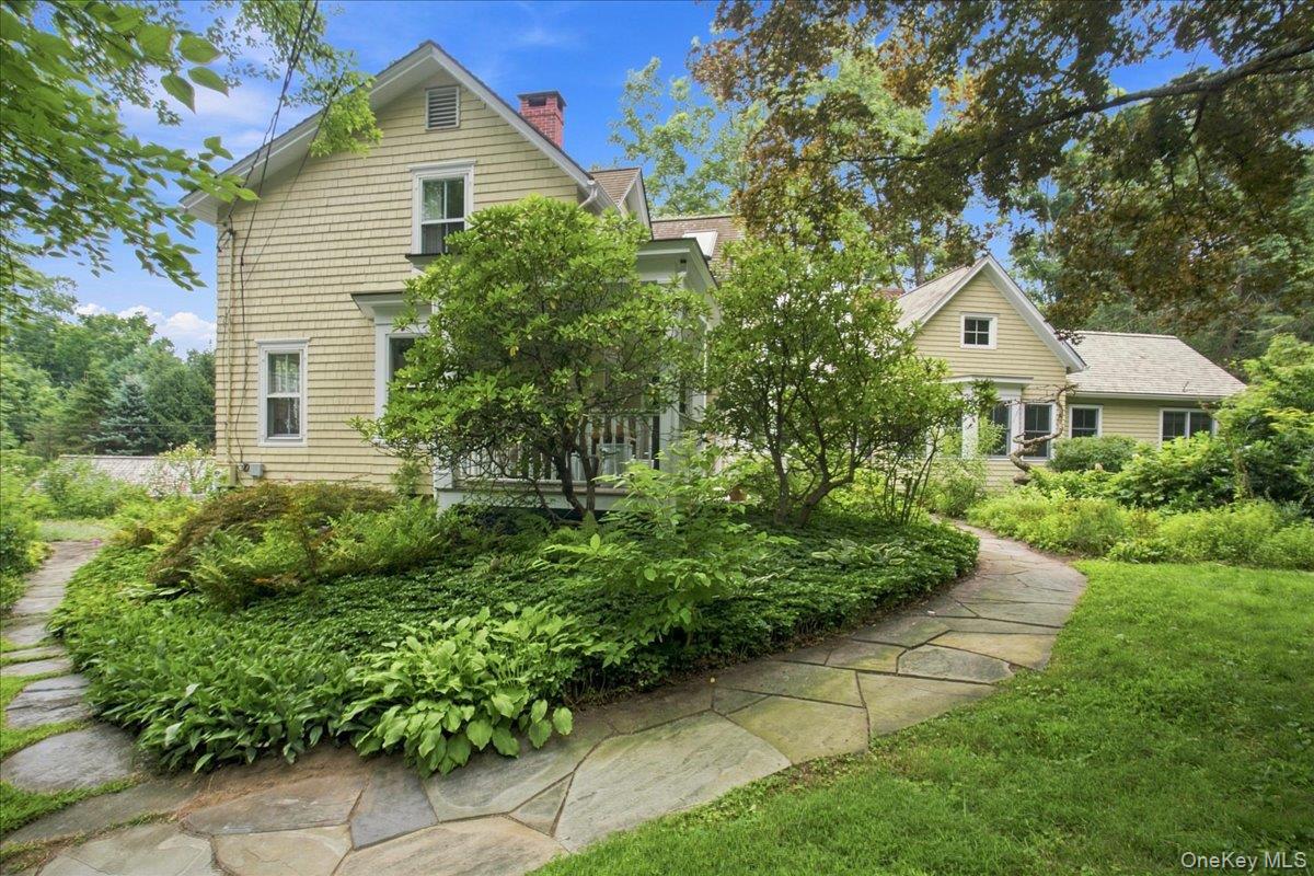 100 Whitlockville Road Property Photo 3
