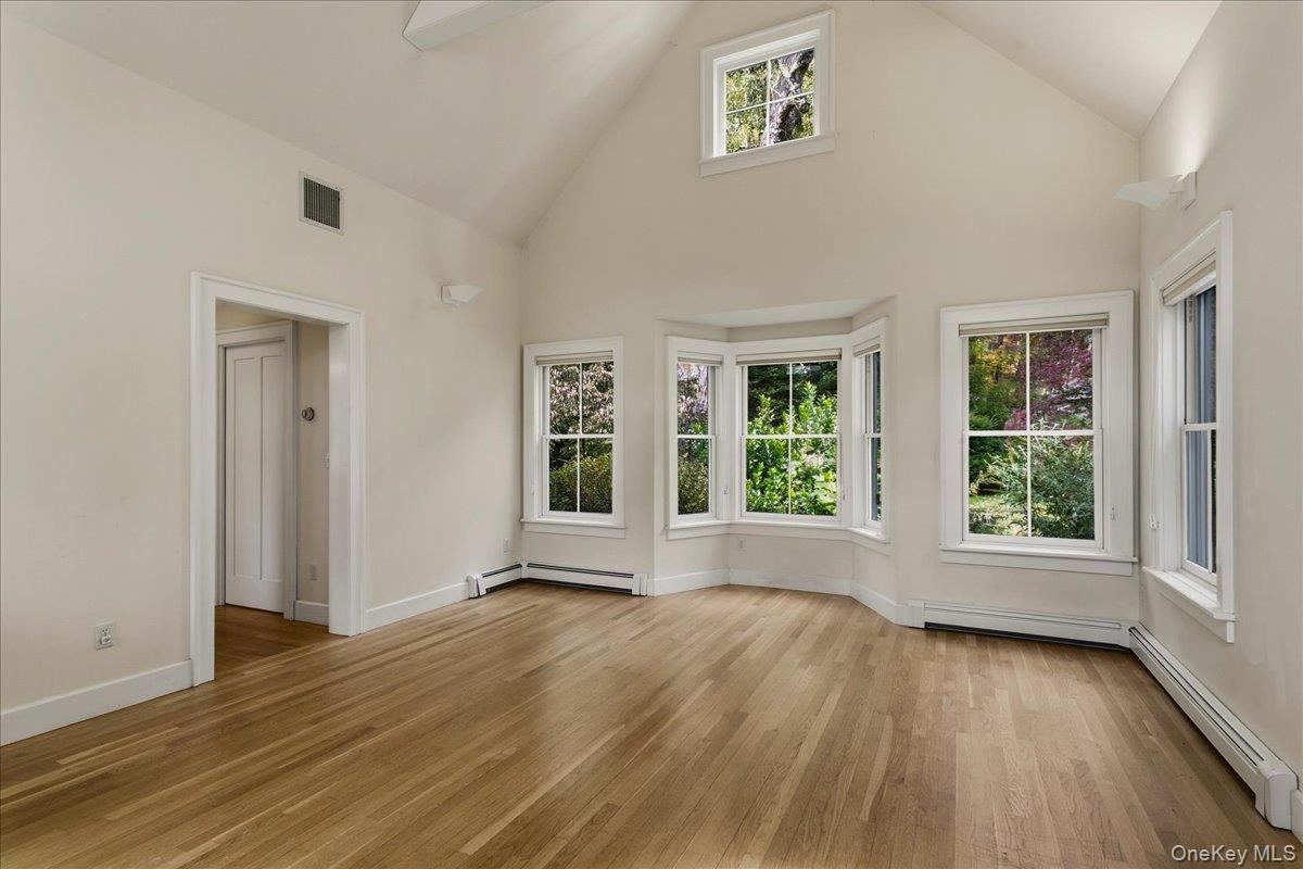 100 Whitlockville Road Property Photo 27