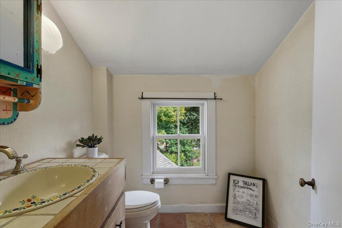100 Whitlockville Road Property Photo 33