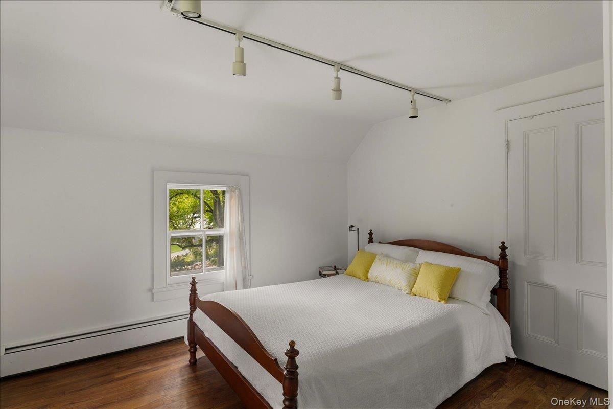 100 Whitlockville Road Property Photo 34
