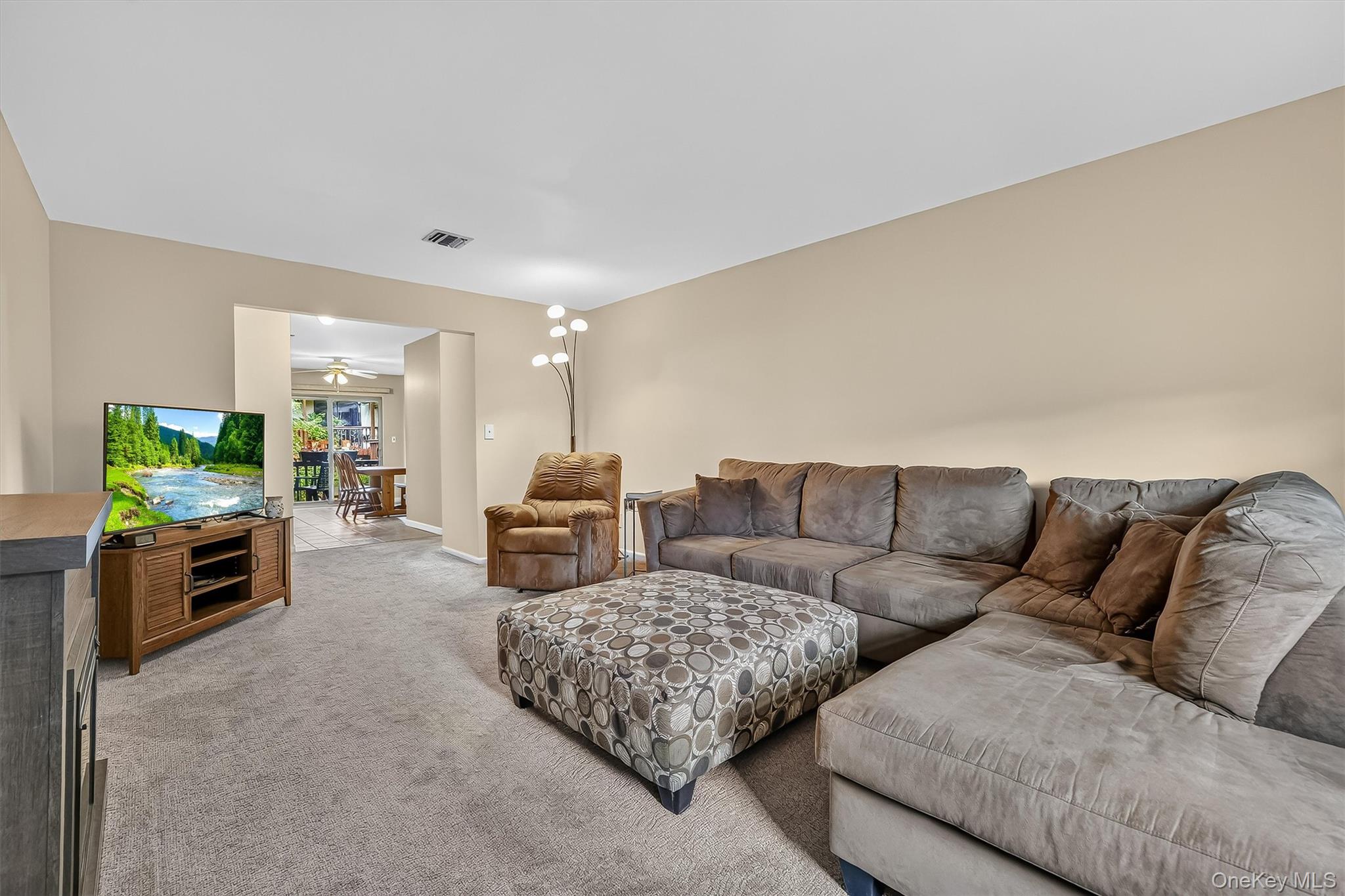 38 Milford Lane 5d Property Photo 8