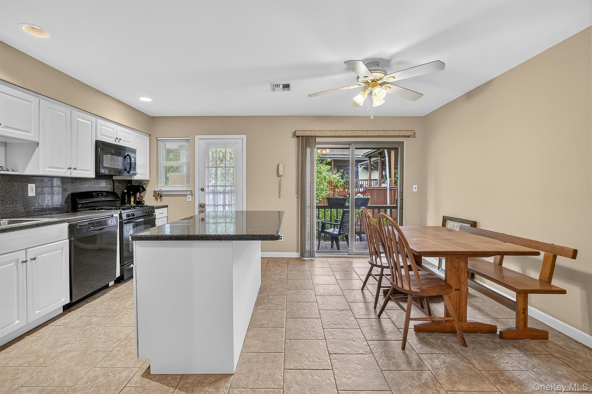 38 Milford Lane 5d Property Photo 12