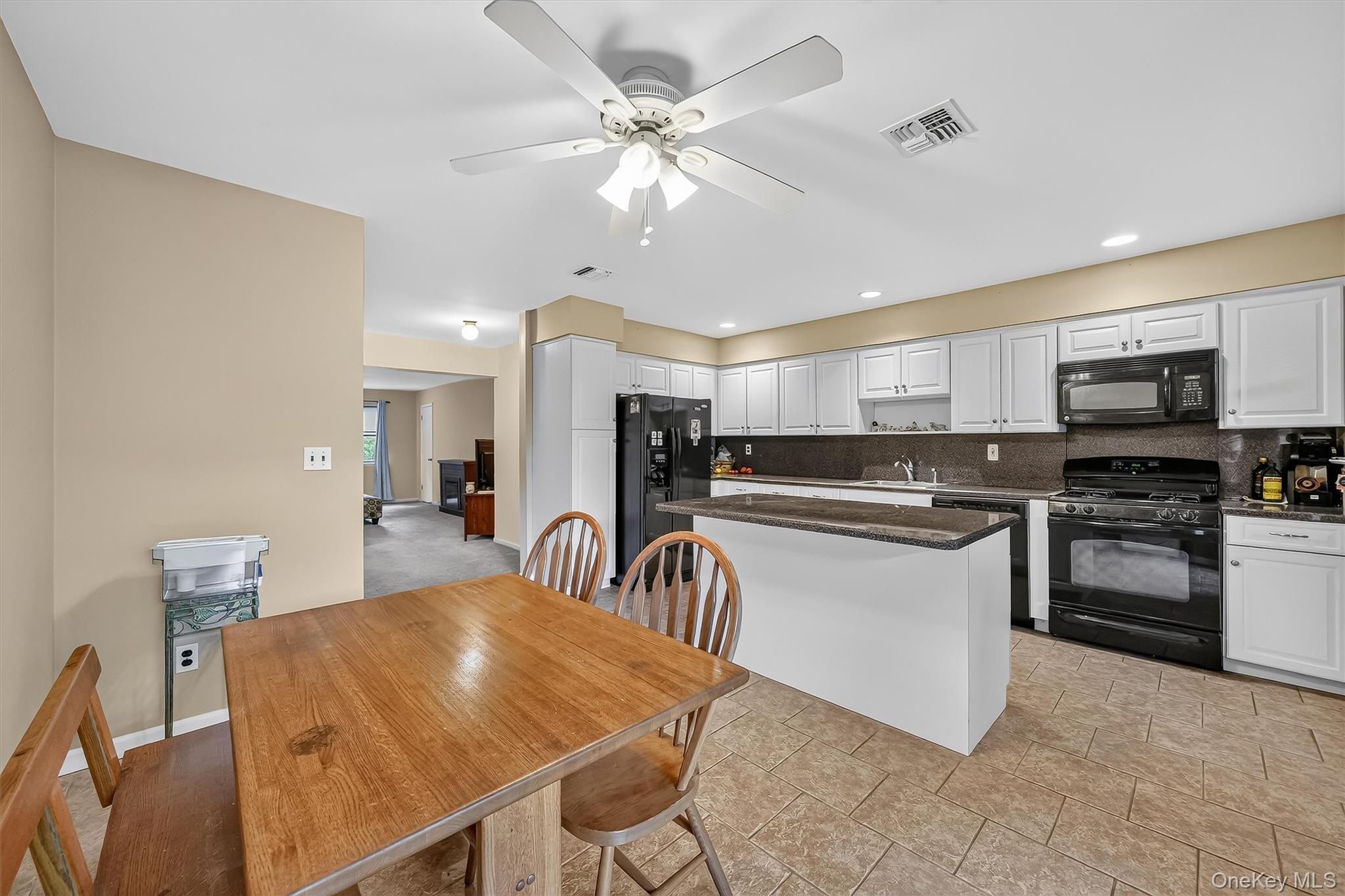 38 Milford Lane 5d Property Photo 16
