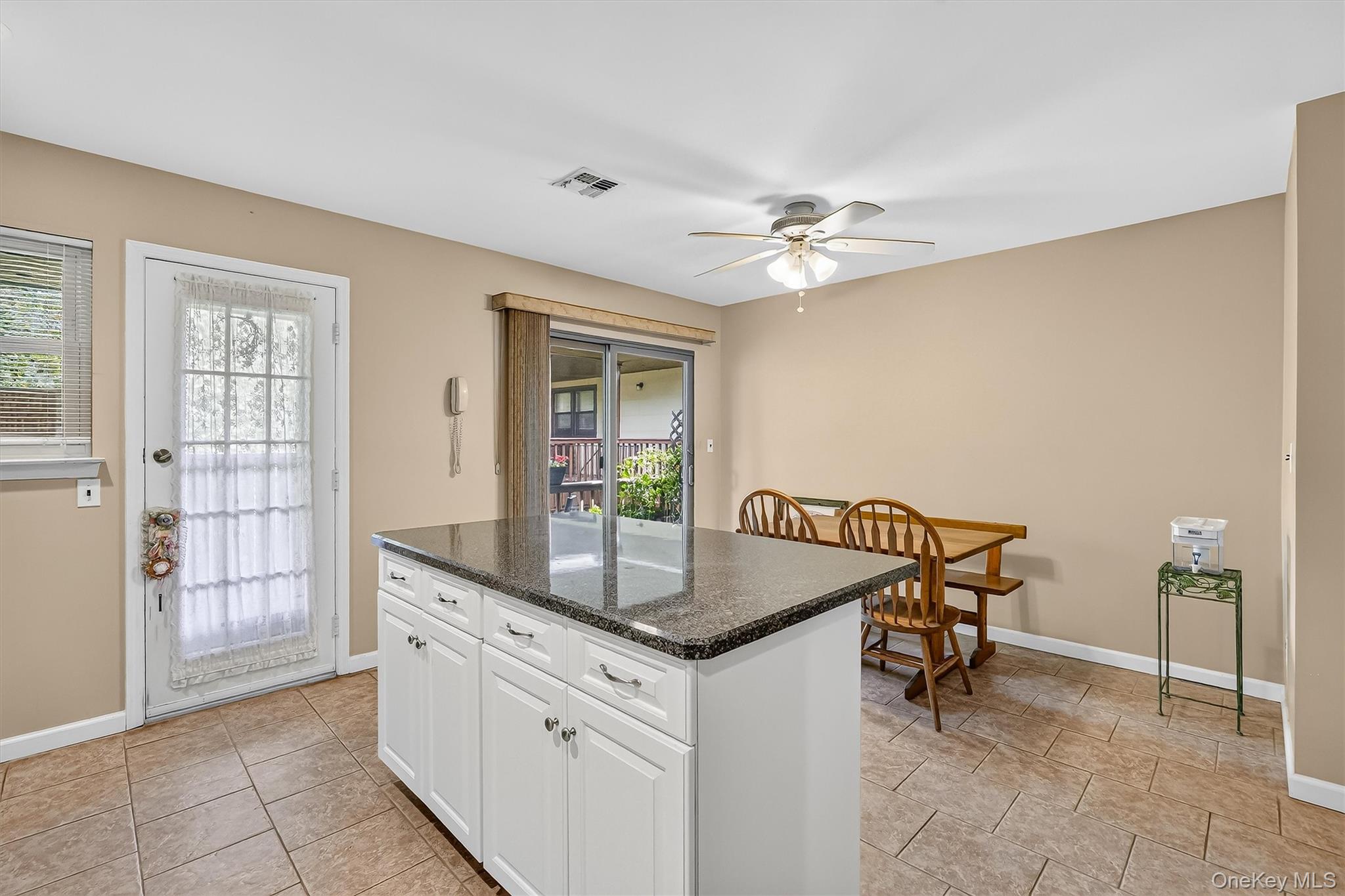 38 Milford Lane 5d Property Photo 20
