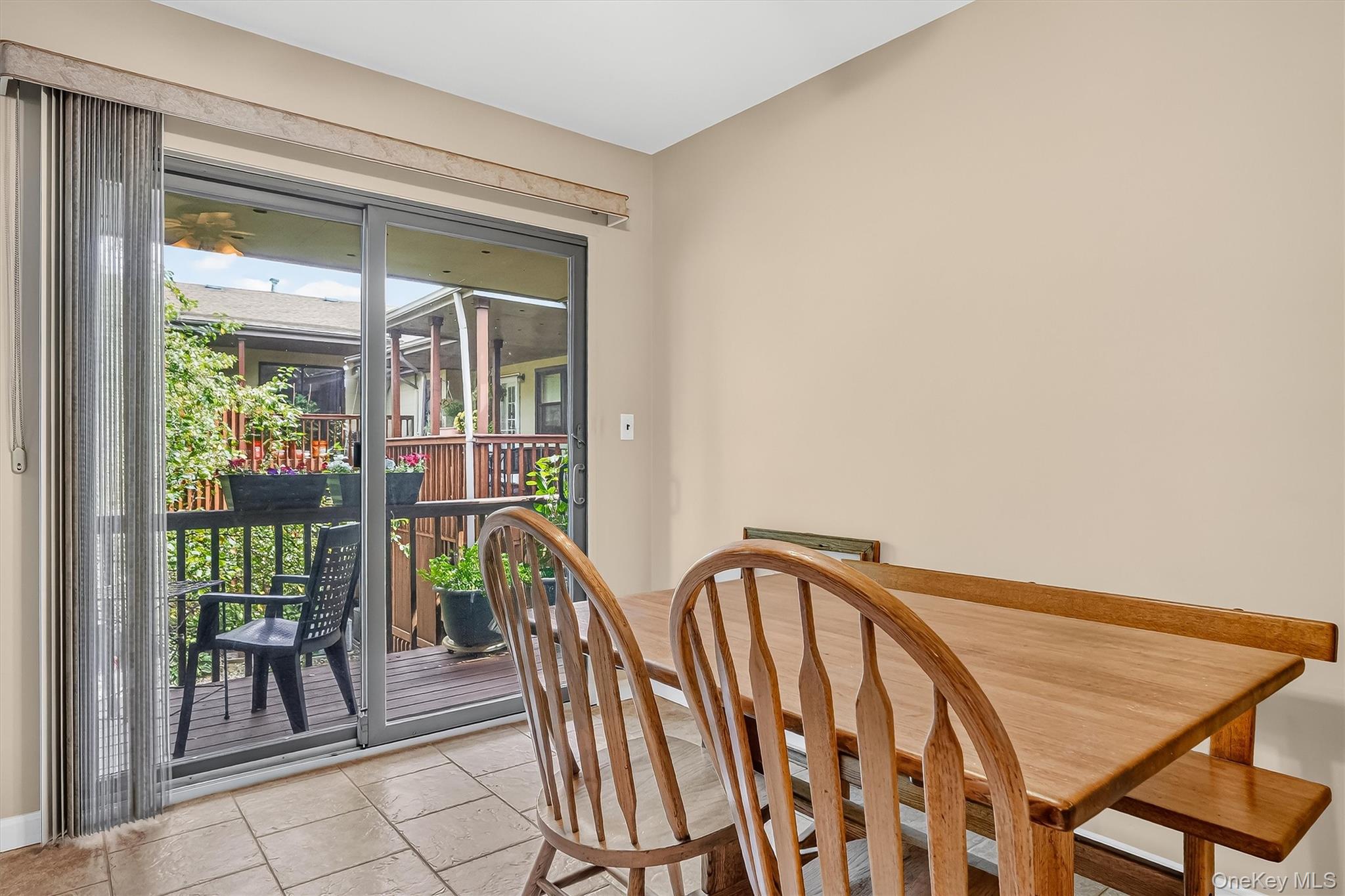 38 Milford Lane 5d Property Photo 12