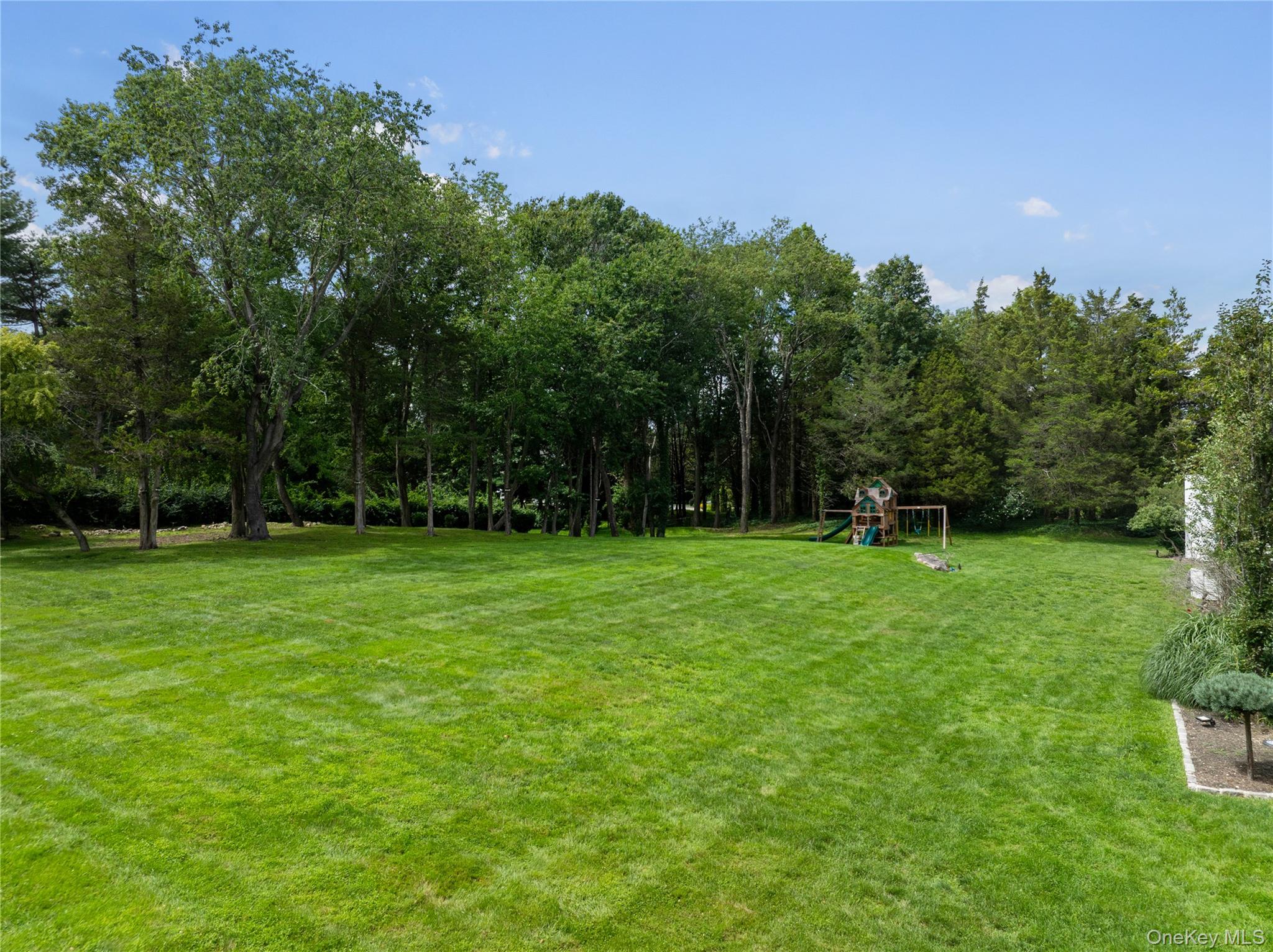 1 Vista Drive Property Photo 18