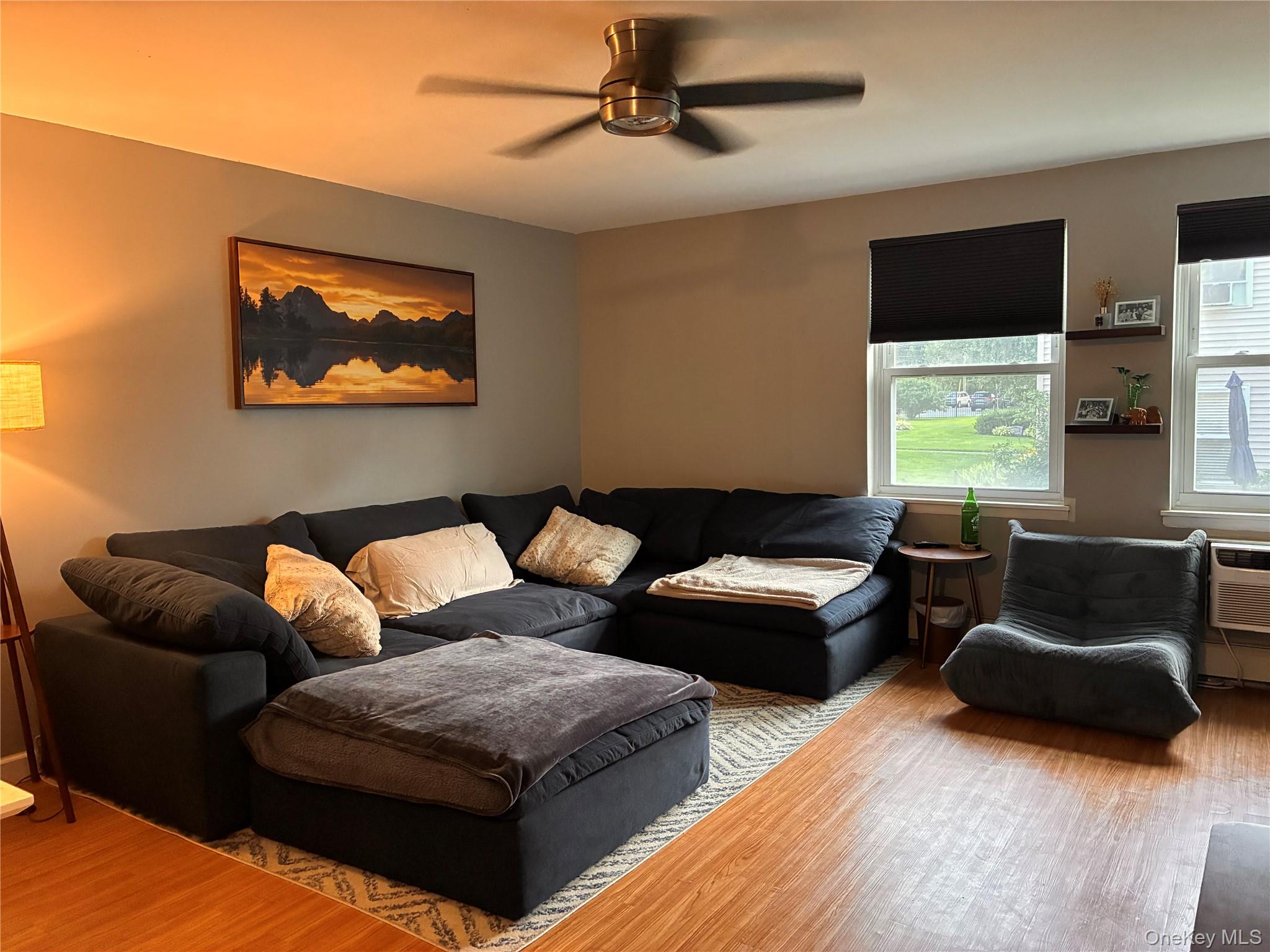 270 Lowndes Avenue 121g Property Photo 3