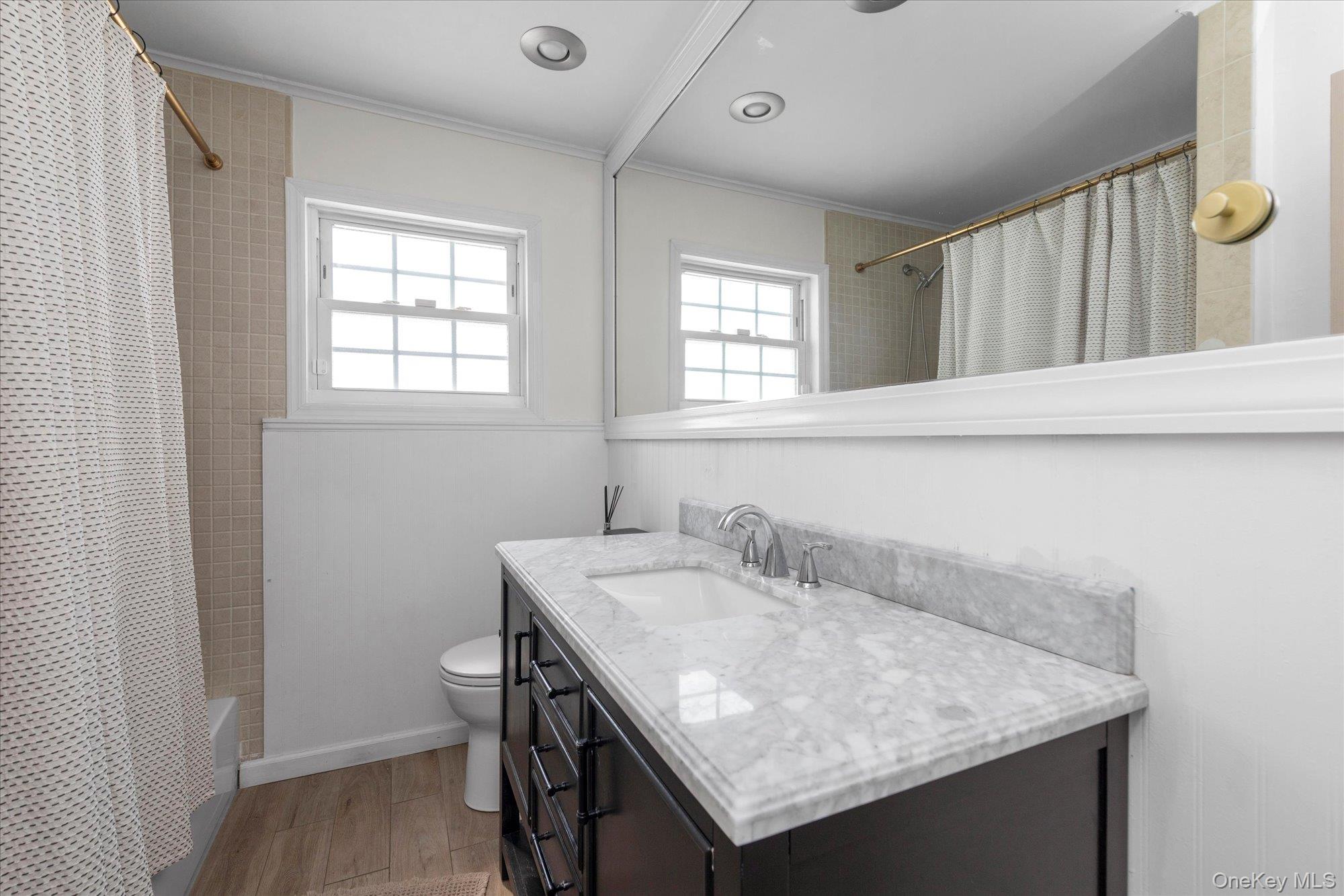 552 18th Street Property Photo 17