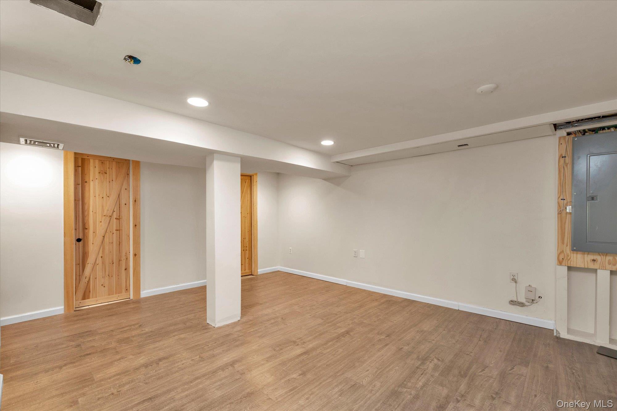 552 18th Street Property Photo 18