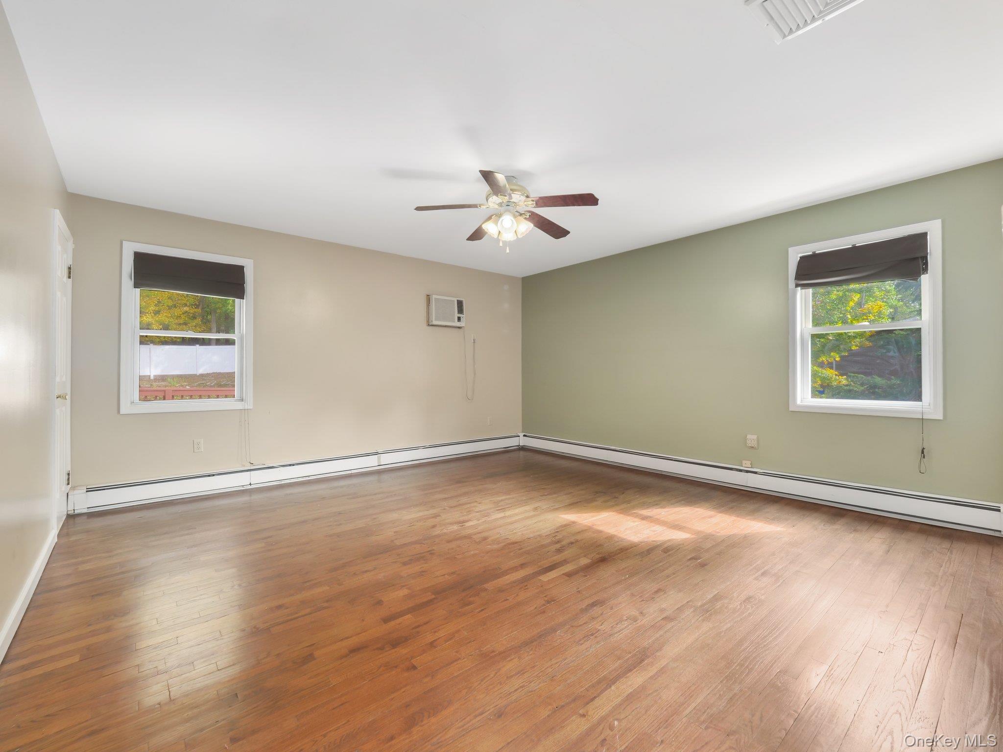 22 N Lorna Lane Property Photo 6