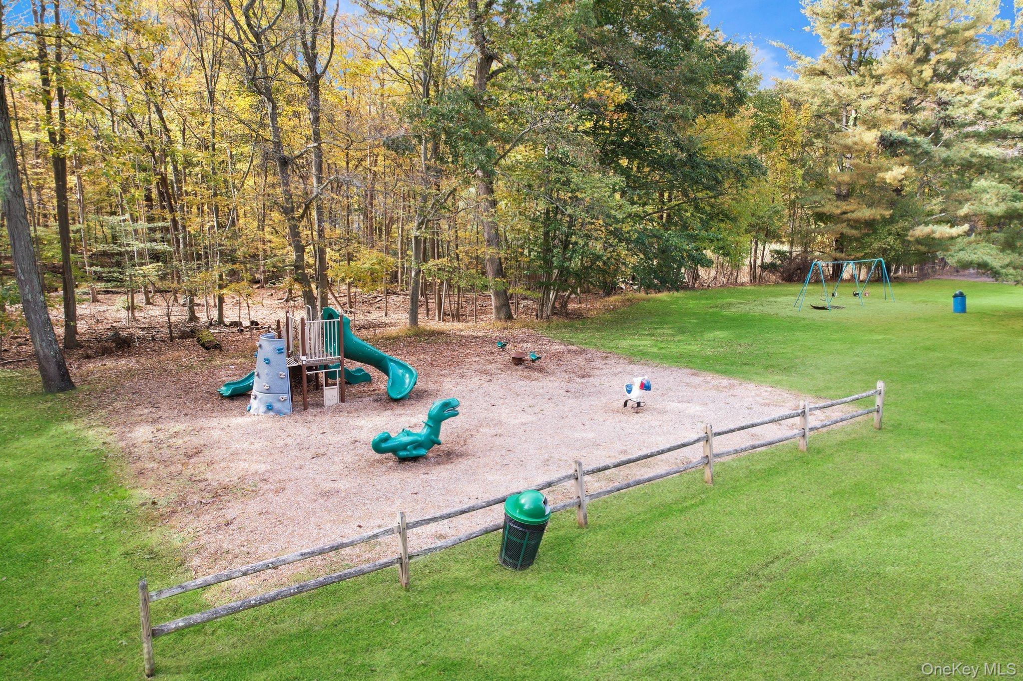 22 N Lorna Lane Property Photo 18