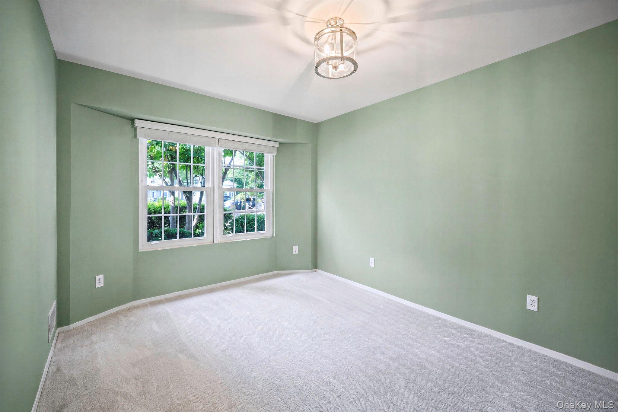 188 Lakebridge Drive Property Photo 22