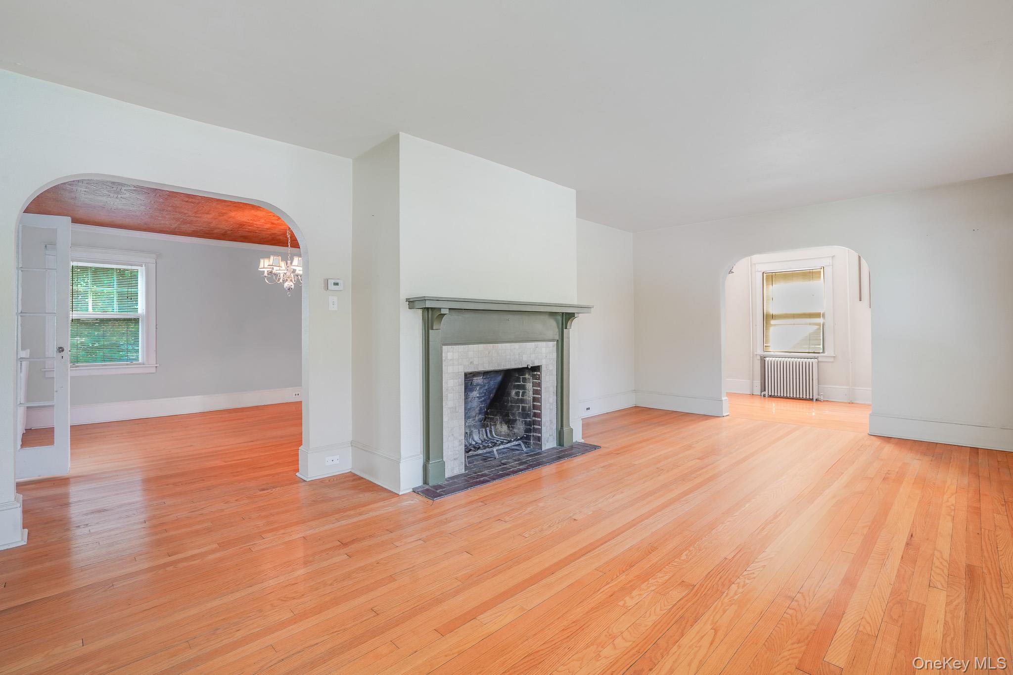 170 Hooker Avenue Property Photo 6
