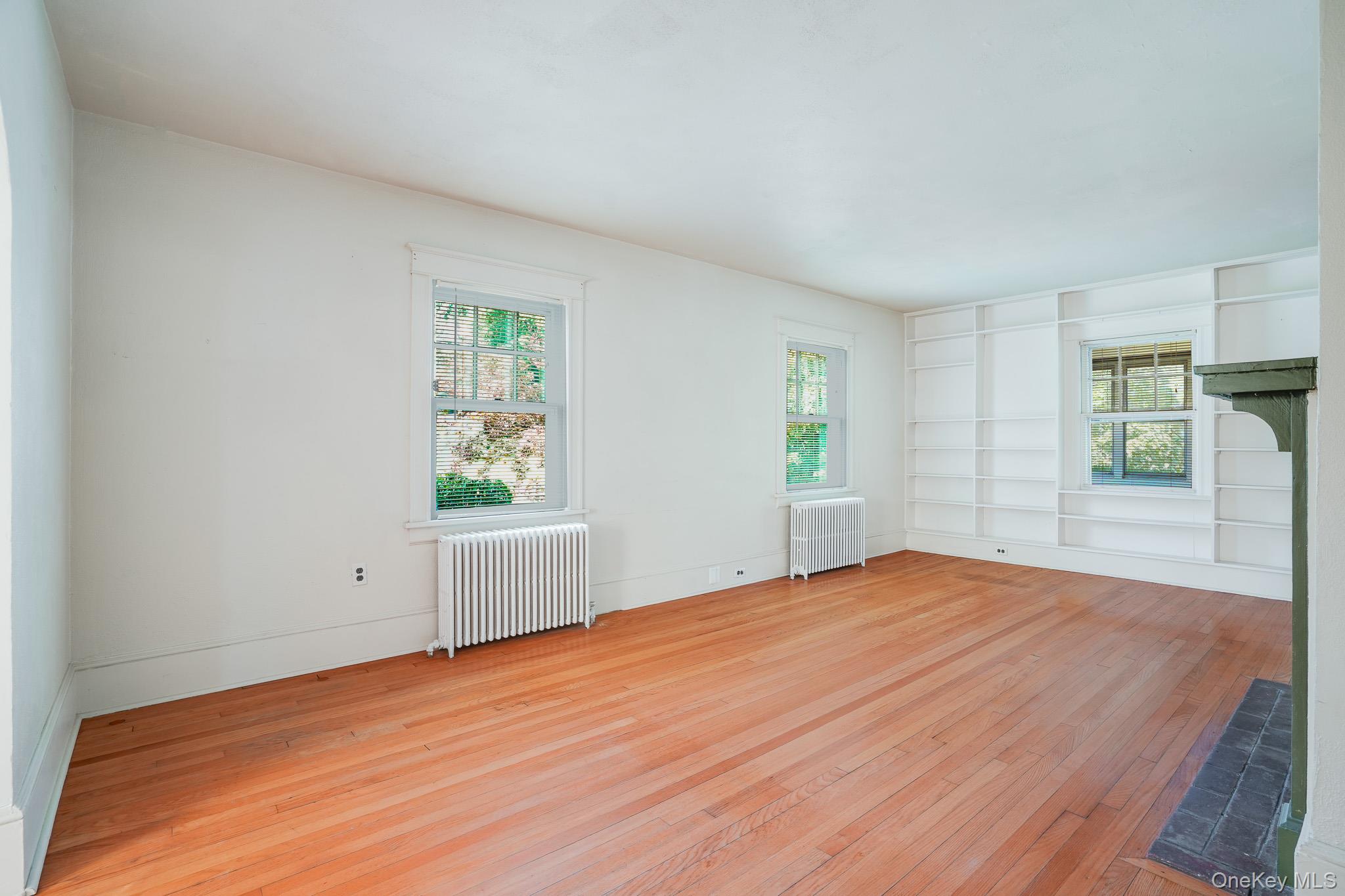 170 Hooker Avenue Property Photo 7